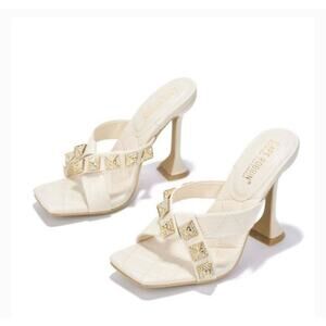 H. MSRP: $45 NWB QUILTED Cape Robbin Melina Square Toe Stiletto ♡Size 7.5♡ w/4"